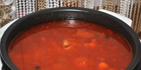 Zuppa di pomodoro con peperone