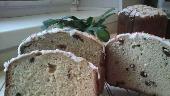 Kulich in una macchina per il pane senza problemi