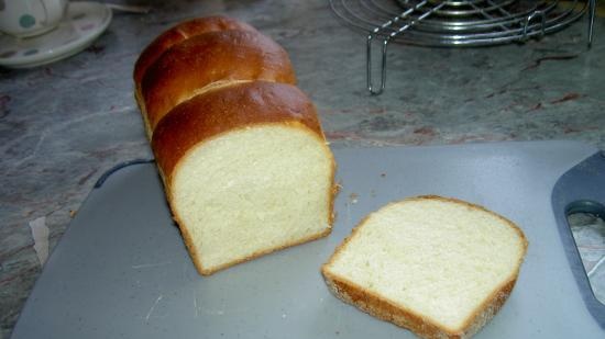 Tang-jong milk bread