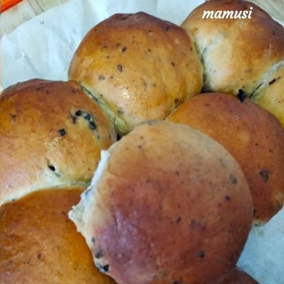 High-calorie buns (GOST recipe in a bread machine)