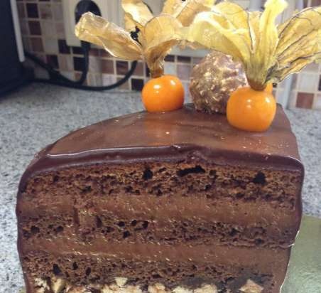 Ferrero Rocher Cake