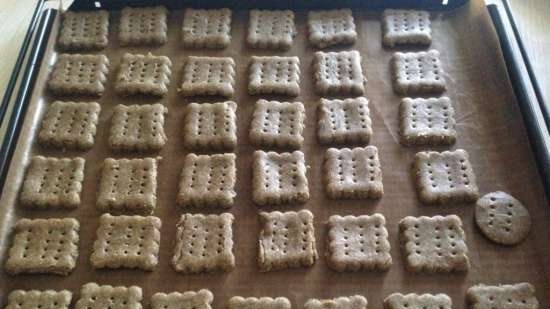 Galletas de centeno con salvado y café magro (horno Rommelsbacher BG 1650)