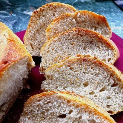 Pans grisos de pasta fermentada (arrencada de patata)