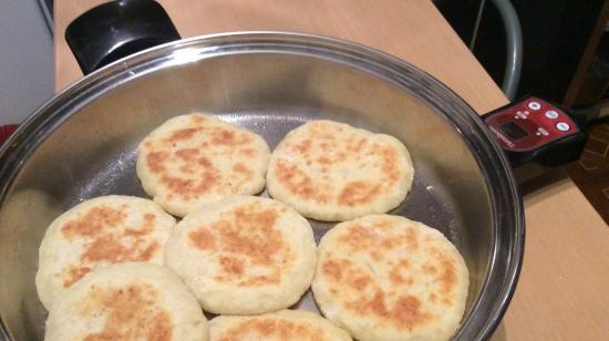 Tortilla finlandeză de cartofi Perunarieska