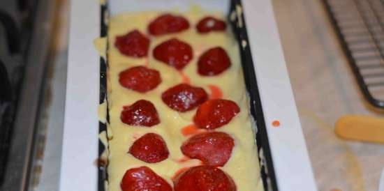 Napoleon fusion cake with strawberries