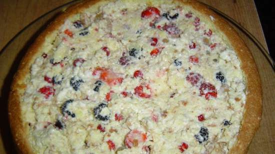 Tarta de frutos rojos con yogur y crema de cuajada