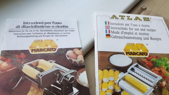 Sfogliatrici per pasta-tagliatelle (selezione del modello, caratteristiche, recensioni)