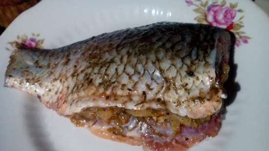 Khmelnytsky crucian carp ตามสูตรของ Hanna Grabovskaya (Tortilla Chef 118000 Princess)