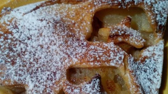 Pastel de masa de requesón con manzanas