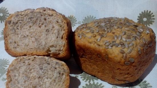 Dough pies with oatmeal and rye flour