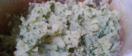 Impasto per gnocchi su acqua bollente