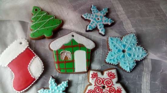 We decorate gingerbread cookies, cookies