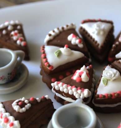 Decoramos galletas de jengibre, galletas