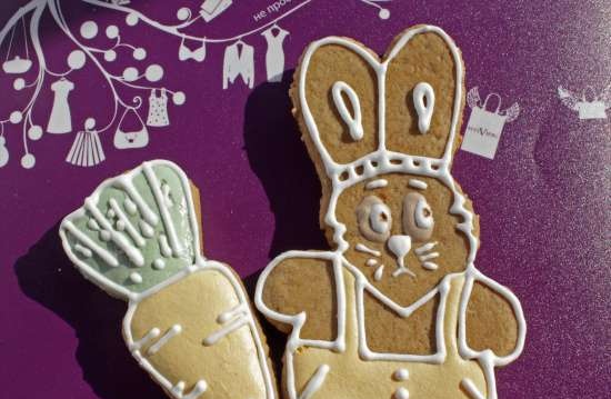 We decorate gingerbread cookies, cookies