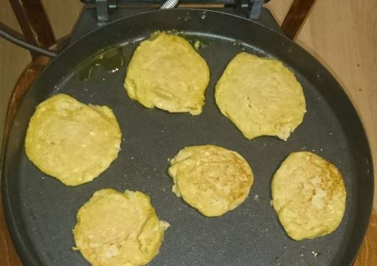 Tortitas de calabacín con avena en el horno para pizza Travola