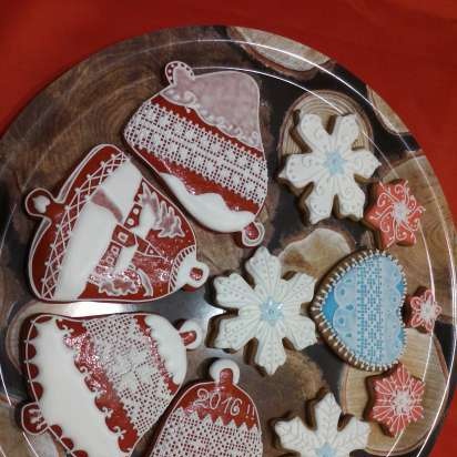 Decoramos galletas de jengibre, galletas