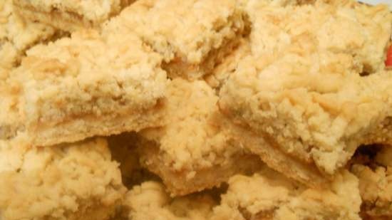 Biscotti di pasta frolla al caramello e noci