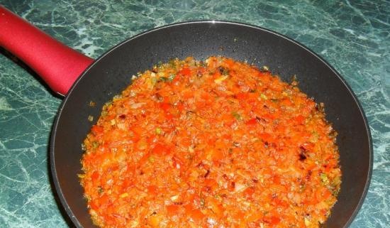 Cena deliziosa: cotolette speciali con ripieno, purè di patate e julienne