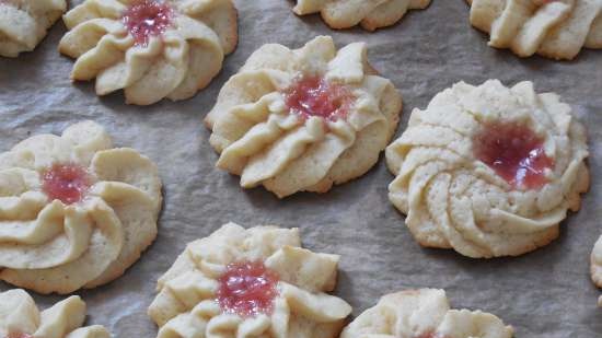 Chamomile shortbread cookies (ayon sa uri ng Kurabye)