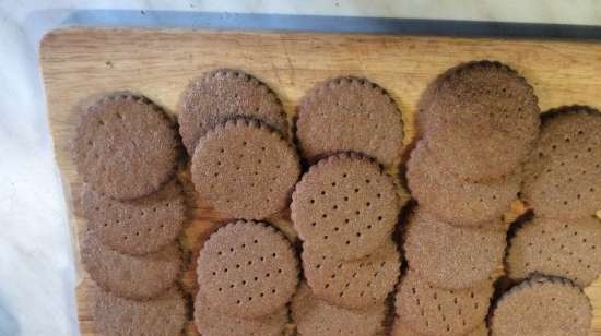 Galletas de centeno con salvado y café magro (horno Rommelsbacher BG 1650)