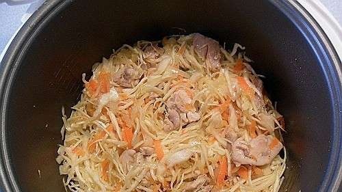 Cavolo in umido con pollo (multicooker Panasonic SR-TMH18)