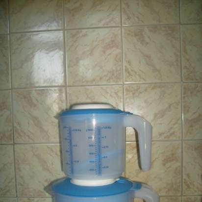 Tupperware จานพลาสติก - บทวิจารณ์