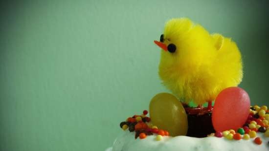 Examples of decorating Easter cakes and Easter