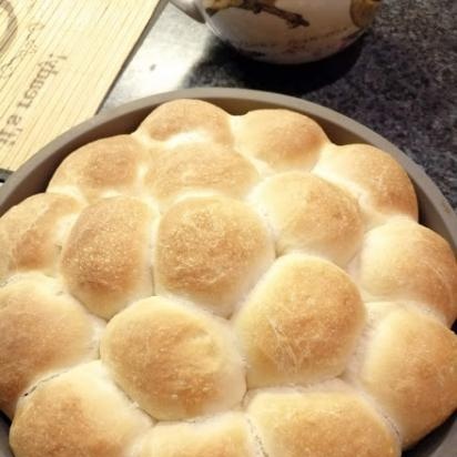 Pampushki met knoflook voor borsjt in het Oekraïens