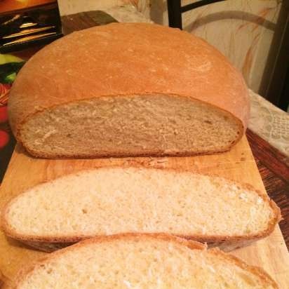 Il pane bianco più semplice a base di farina di frumento