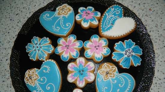 Decoramos galletas de jengibre, galletas