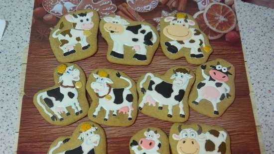 Pinalamutian namin ang cookies ng gingerbread, cookies