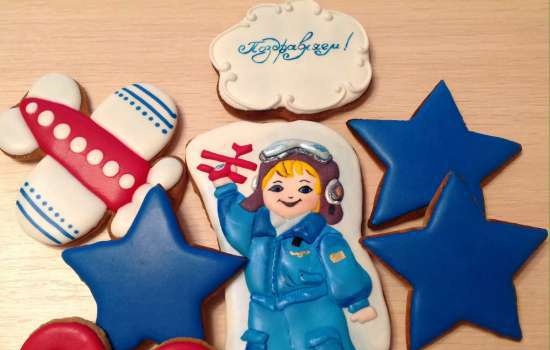 We decorate gingerbread cookies, cookies