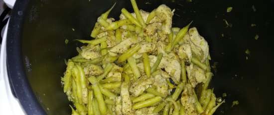 Chicken fillet with curry and green beans (pressure cooker Polaris 0305 AD)