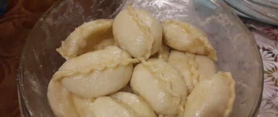 Gnocchi al vapore con ciliegie