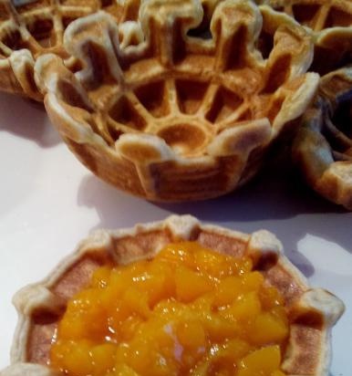 Tartellette ripiene di pesche in Steba tortine