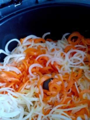 Σπειροειδής ελικόπτης (slicer, spiralizer) για την κοπή λαχανικών και φρούτων