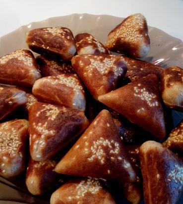 Dough patties with oatmeal and rye flour