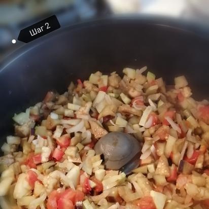 Salmón rosado al horno en botes de berenjena