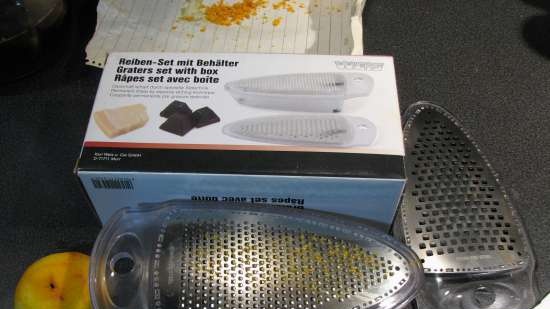 Vegetable graters and shredders, kevlar gloves