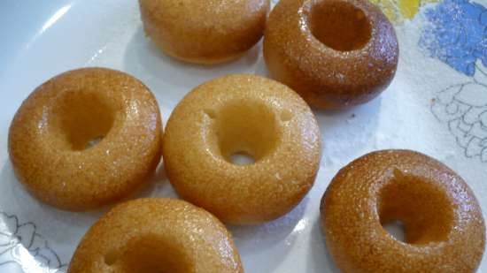 Mga donut mula sa maramihang lebadura ng lebadura (oven)