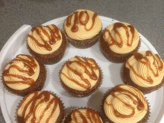 Cupcakes de café con caramelo salado