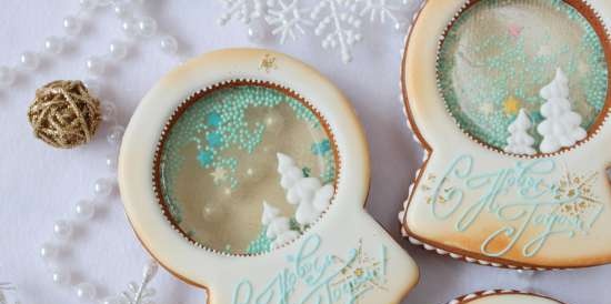 We decorate gingerbread cookies, cookies