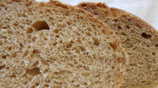 Pane di grano con zucchine e salsa di soia