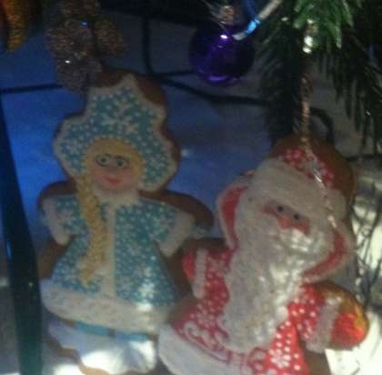 Pinalamutian namin ang cookies ng gingerbread, cookies