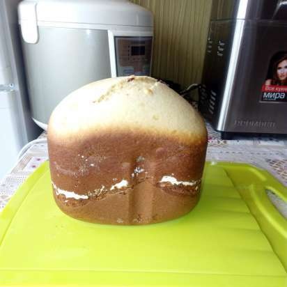 Kulich Royal kenyérsütőben