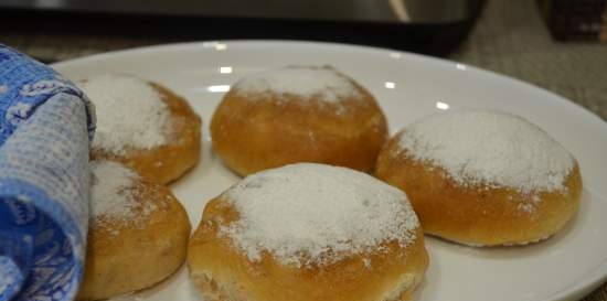 Bollos con fresa confitada