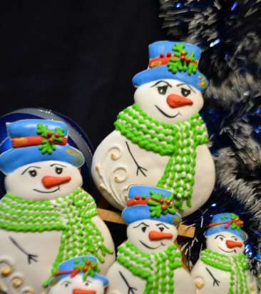 Decoramos galletas de jengibre, galletas