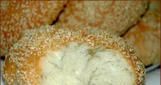 Bagel with sesame seeds