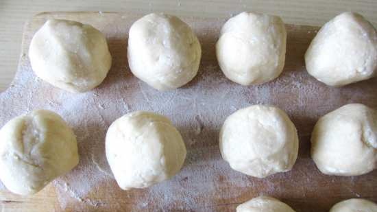 Empanadas de masa de cuajada con acedera