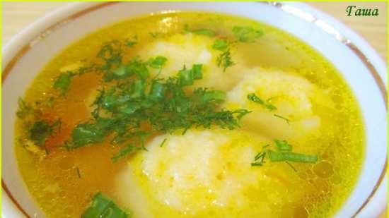 Sopa de verdures amb boletes de sèmola en un multicooker marca 502